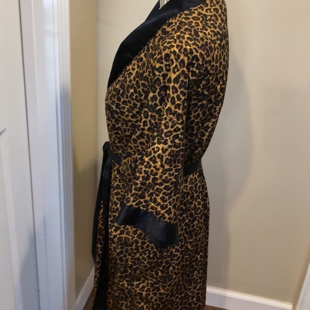Vintage Contessa Di Roma Leopard Print Robe Size Medium - Picture 3 of 5